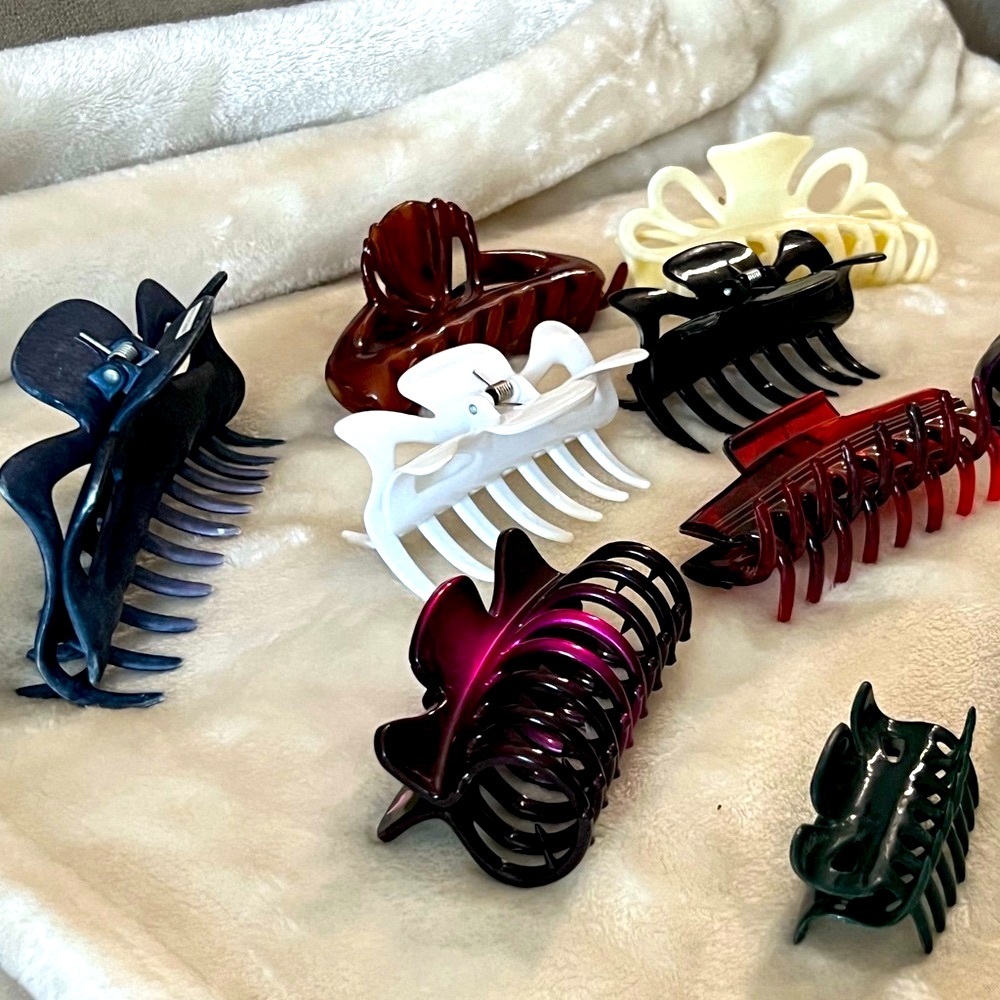 BUNDLE OF 12 👱🏾♀️CLAW HAIR CLIPS BLACK BROWN WHITE BEIGE PURPLE BLUE RED GREEN - Picture 4 of 13